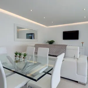 new-modern-3-bed-apartment-puerto-banus.es-andalucia.com/