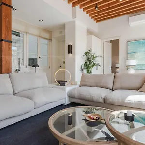 premium-loft-in-the-heart-of-malaga.hotelsinnerja.org/